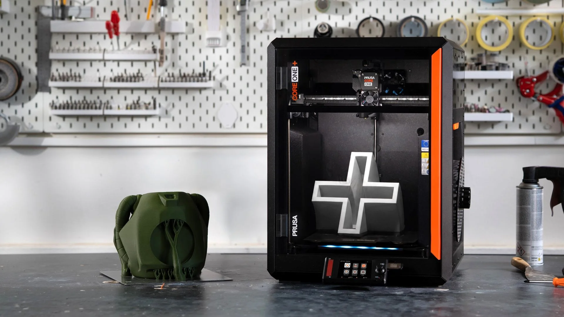 Prusa Research modernizuje 3D tiskárny, řada Plus přináší řadu vylepšení