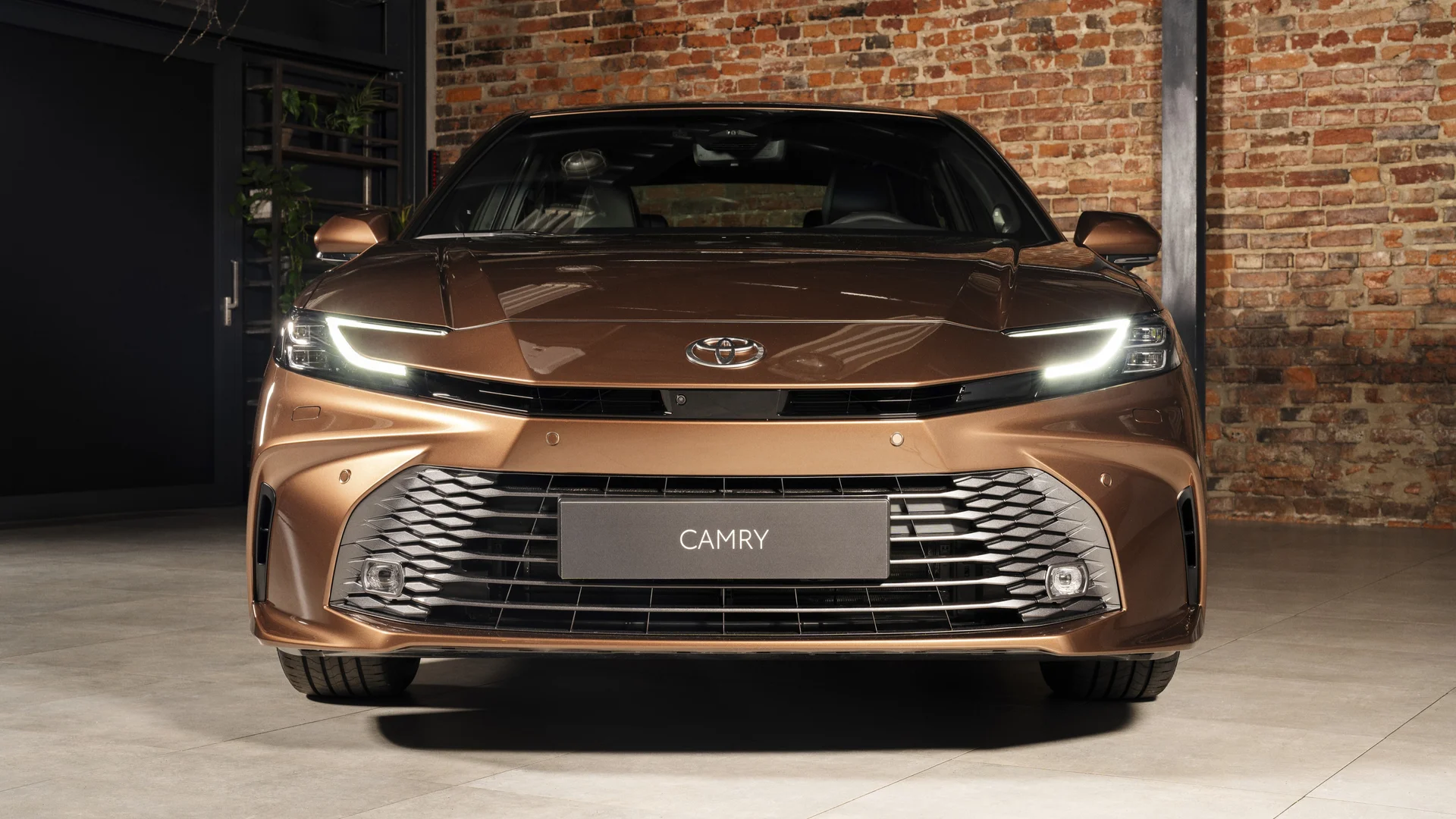 Toyota zlevňuje operativní leasing. Vozy nabízí od pět tisíc korun