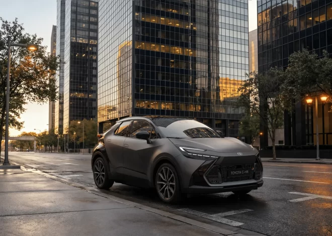 Toyota C-HR slaví dekádu na trhu a rozšiřuje nabídku výbavy GR SPORT