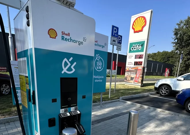 Česko má nové ultrarychlé nabíječky, většinu kapacity dobijí za čtvrt hodiny