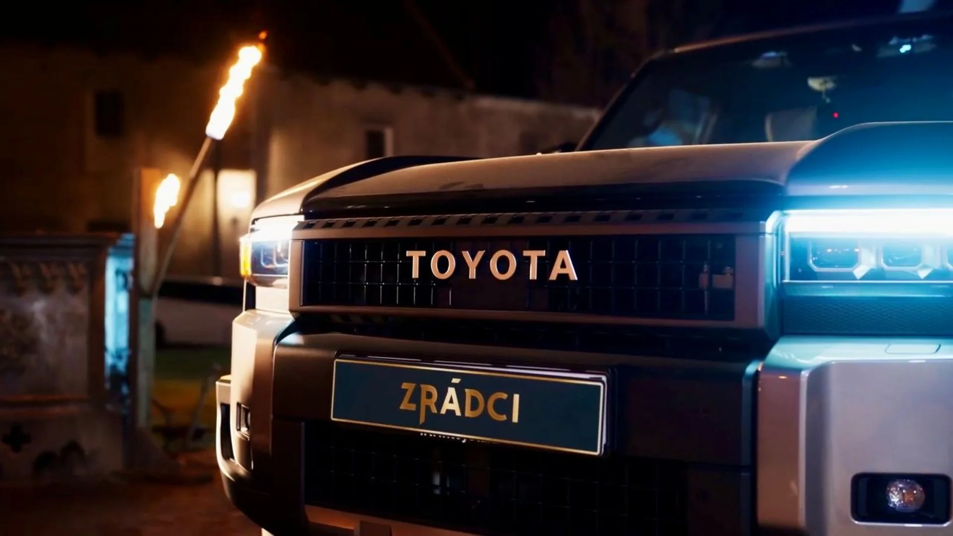 Toyota podruhé propojí své vozy s televizní show Zrádci